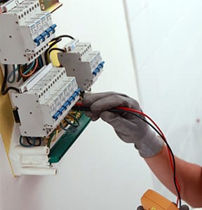 Groep bijplaatsen meterkast