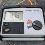 Resultaat na het slaan van een aardelektrode: meting zcihtbaar