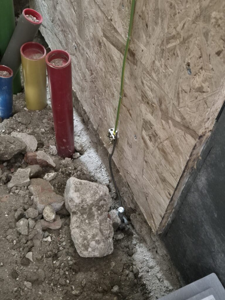 Aardpen geslagen in Roermond