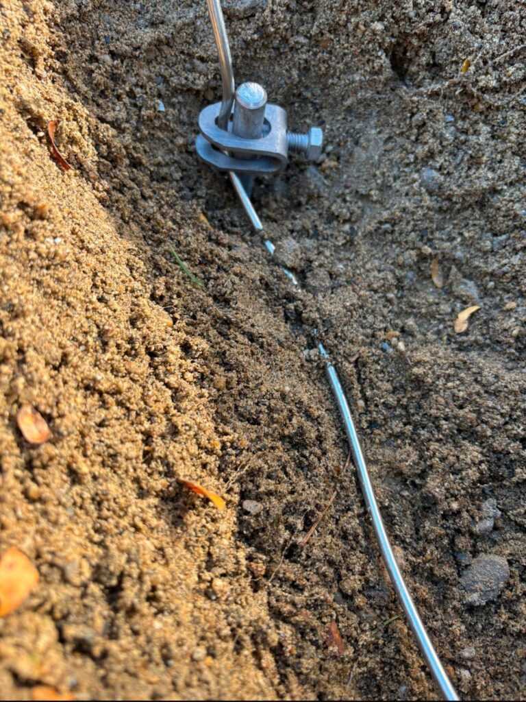 Aardpen laten slaan in Eindhoven